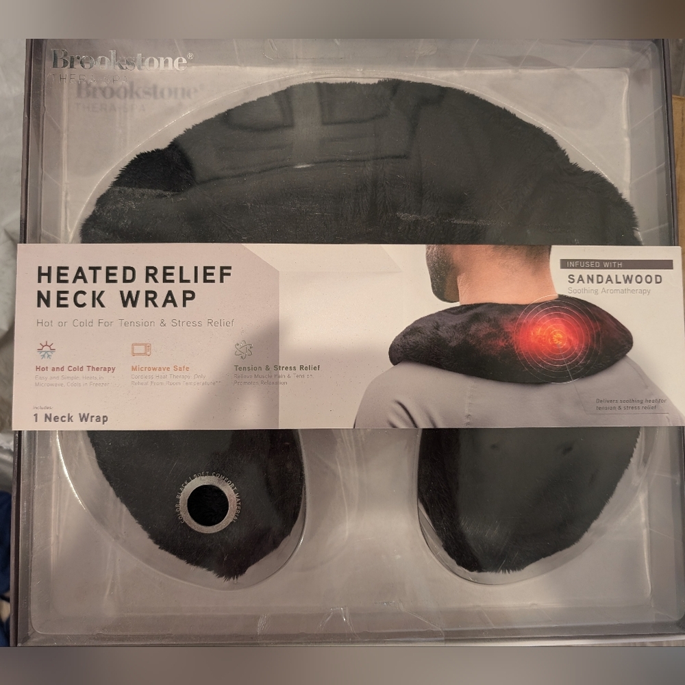 Heated relief neck wrap